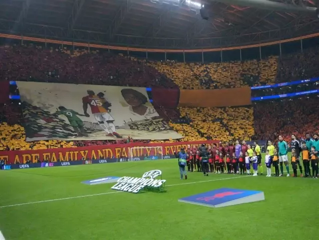 Osimhen Duygusal Anlar Yaşadı