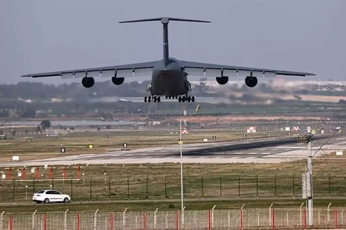 Romanya, ABD\'nin ülkedeki hava üslerini kullanma talebini kabul etti