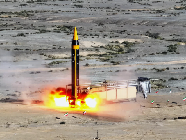 Savaşta 12. gün! İran'dan tarihi operasyon geldi, İsrail ölenlerin sayısını açıkladı