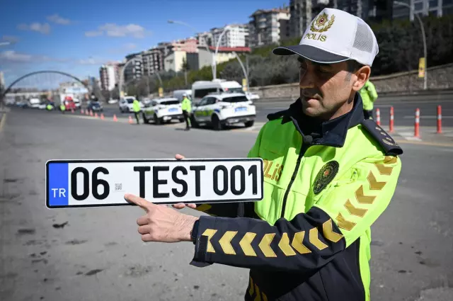 Standart dışı plakalara 27 Şubat'tan itibaren kesilen idari para cezaları iptal edildi
