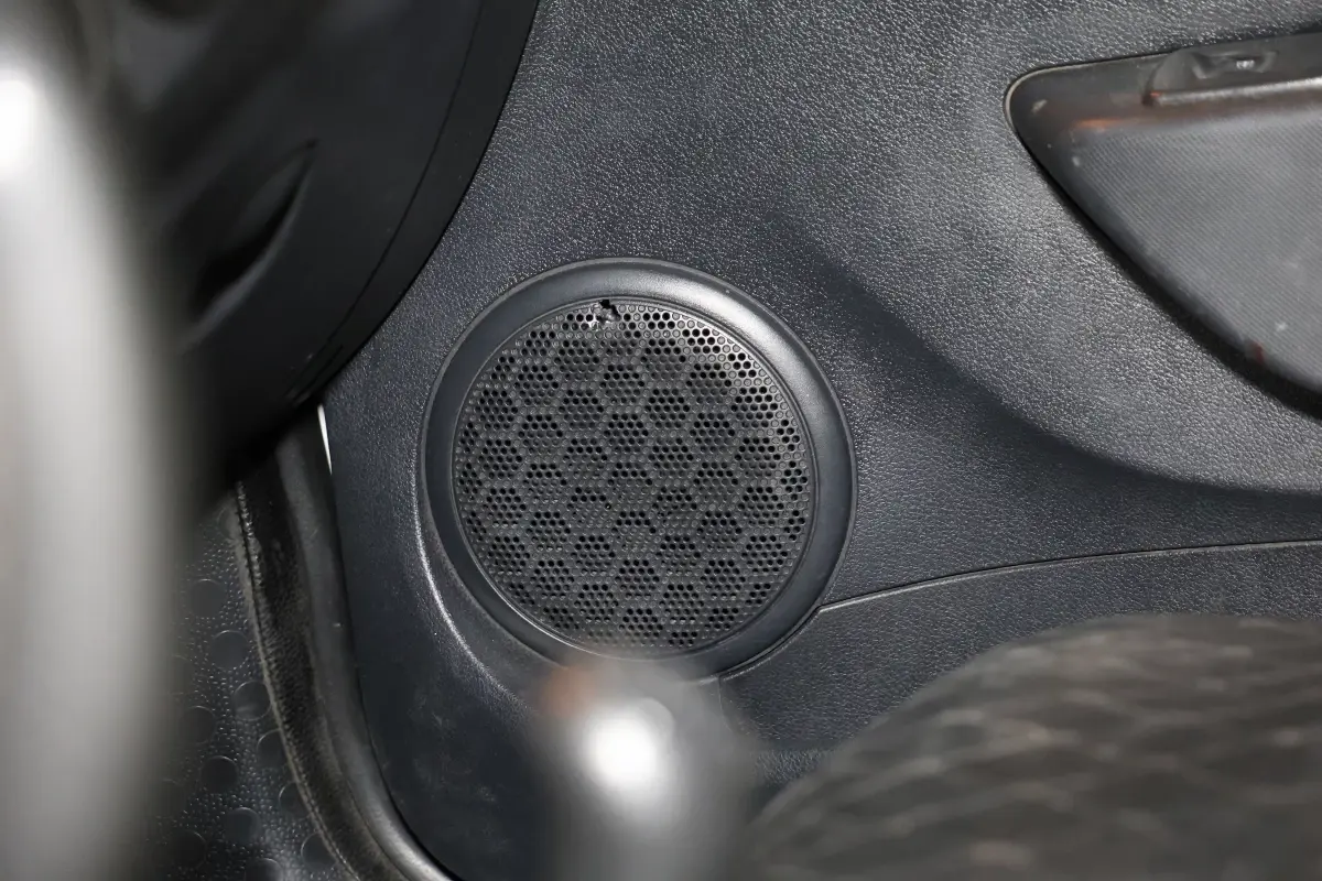 Örer\'in Taksisi Kurşun İzleriyle Bulundu