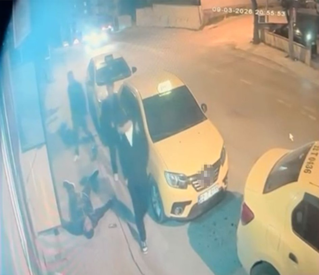 Vicdanımızı ne zaman kaybettik! Yerde can çekişirken herkes bakıp geçti