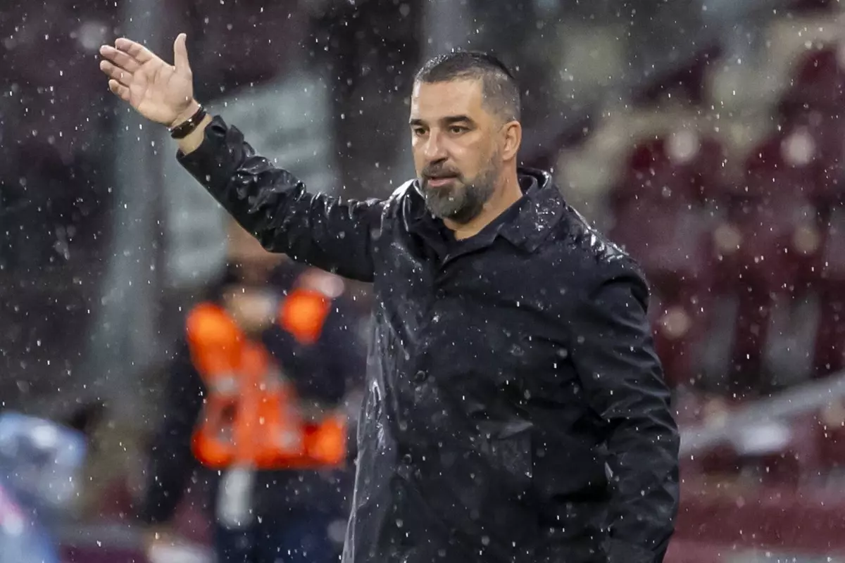 Arda Turan\'ın Shakhtar Donetsk\'i çeyrek finale yürüyor