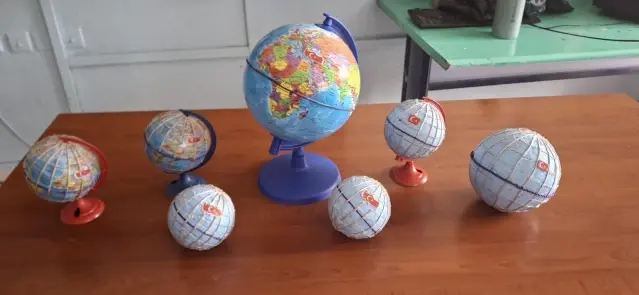 Görme Engellilere Özel Dünya Küreleri