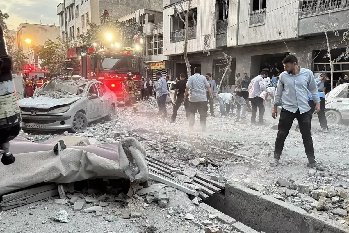 Tahran yönetiminde deprem! Savaşta 2 kritik ismi kaybettiler