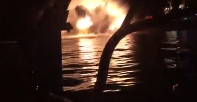 İran Devrim Muhafızları Ordusu: Hürmüz Boğazı'nda uyarıları dikkate almayan ABD tankeri vuruldu