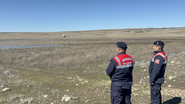 Jandarma, Gelingüllü Barajı'nda 24 saat mesaide