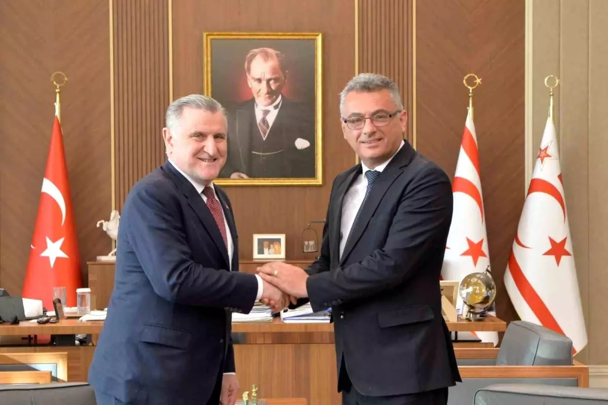 KKTC Cumhurbaşkanı Erhürman, Bakan Bak\'ı kabul etti