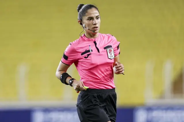 Süper Lig’de tarihi karar: Kadın hakem ilk kez maç yönetecek