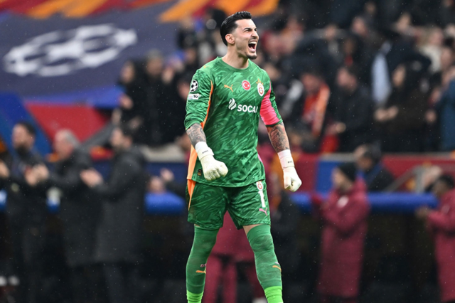 Uğurcan Çakır, Şampiyonlar Ligi'ne damga vurdu