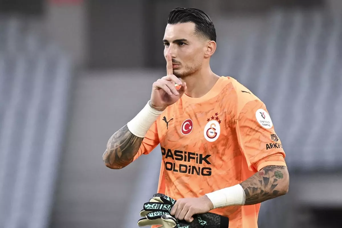 Uğurcan Çakır, Şampiyonlar Ligi\'ne damga vurdu