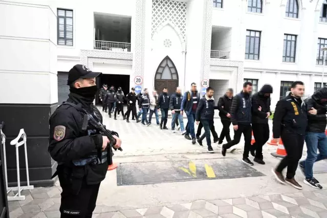 Sahte Çağrı Merkezi Operasyonu: 18 Tutuklama