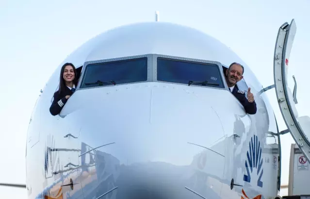 Baba ve Kızın Duygu Dolu Uçuşu