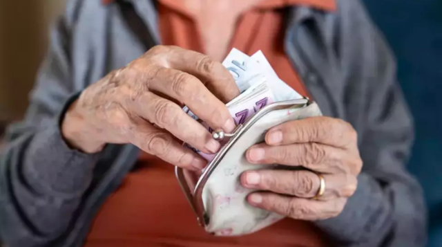 650 bin kişinin emekliliği iptal mi edildi? SGK'dan açıklama var