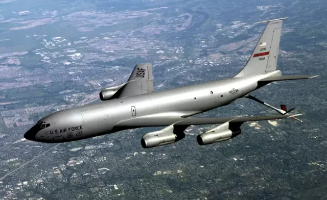 ABD'ye ait KC-135 yakıt ikmal uçağı Irak'ta düştü