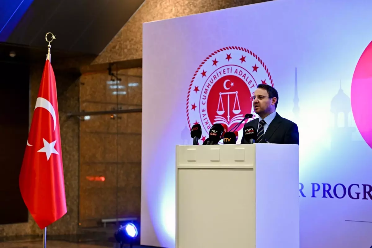 Bakan Gürlek: İnsanlar, sürecin adil olduğuna inandıklarında adalet duygusu gerçek anlamını bulur