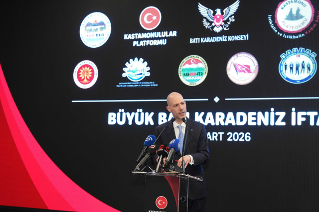 Batı Karadeniz'in birlik ruhu İstanbul'da aynı sofrada buluştu Batı Karadeniz'in birlik ruhu İstanbul'da aynı sofrada buluştu