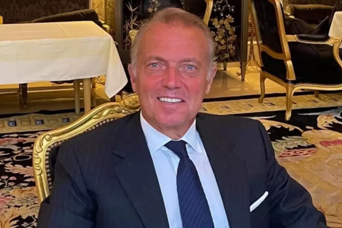 Cem Uzan, Fransa\'da 68 milyar dolarlık tazminat davasını kaybetti