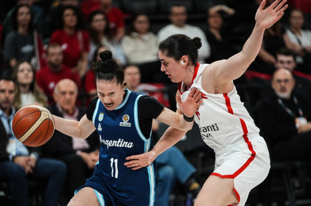 Çok yazık oldu! A Milli Kadın Basketbol Takımı, Arjantin'e mağlup