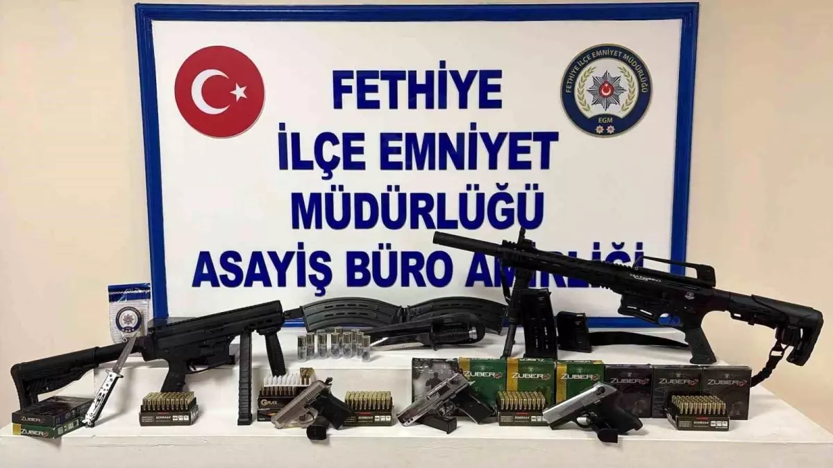 Fethiye\'de Cephanelik Ele Geçirildi