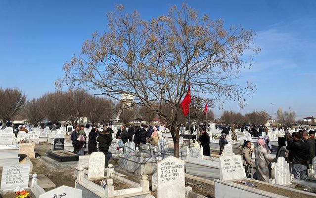 Iğdır’da Ölüler Bayramı Geleneği Yaşatılıyor