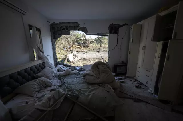 İran, İsrail'i fena avladı! Bölgeden gelen görüntüler korkunç