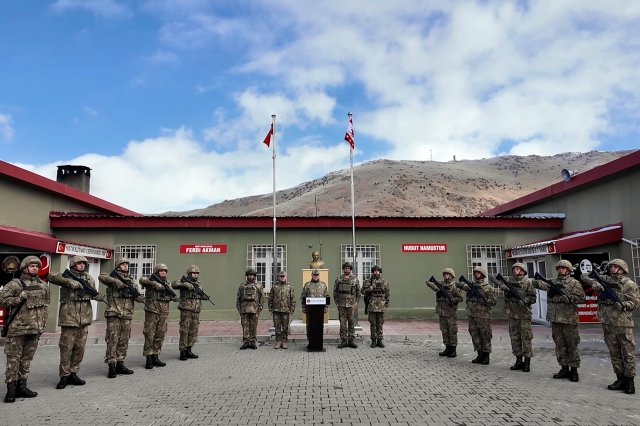 Kara Kuvvetleri Komutanı Tokel, İran sınırında