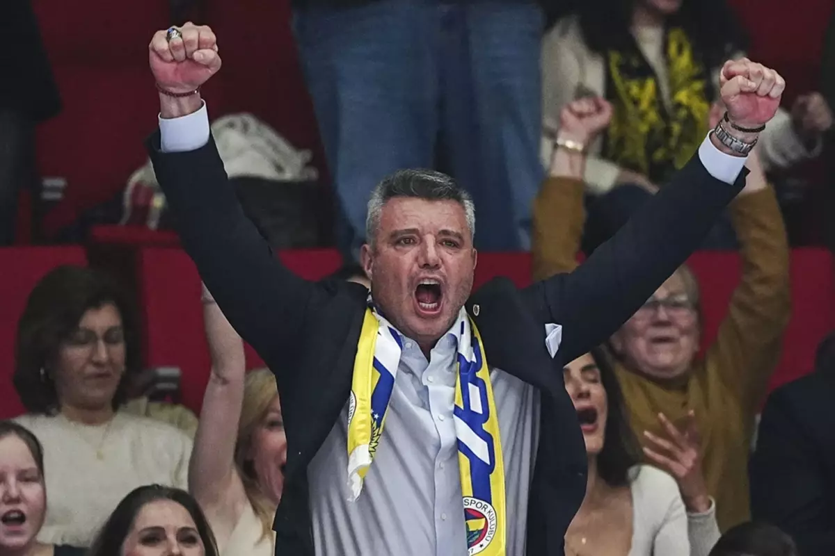 Sadettin Saran, ara transfer döneminde görüştüğü forvetlerin ismini verdi