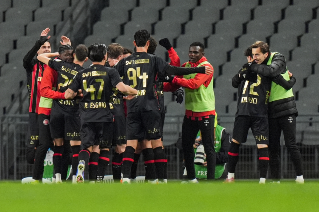 Şampiyonluk yolunda dev kayıp! Fenerbahçe, Olimpiyat Stadyumu'nda buz kesti