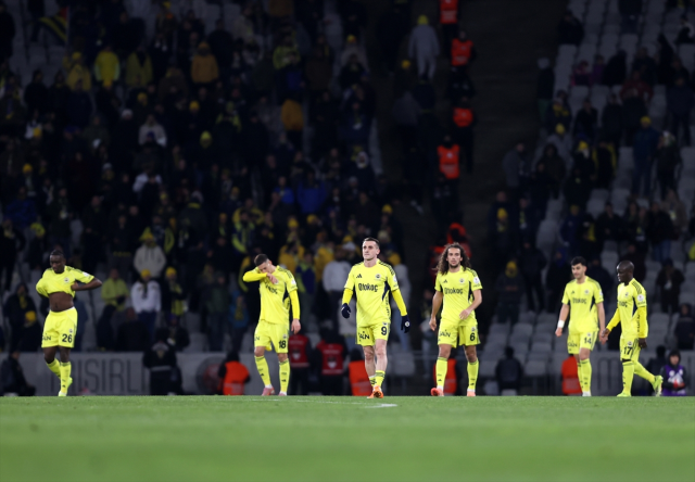 Şampiyonluk yolunda dev kayıp! Fenerbahçe, Olimpiyat Stadyumu'nda buz kesti