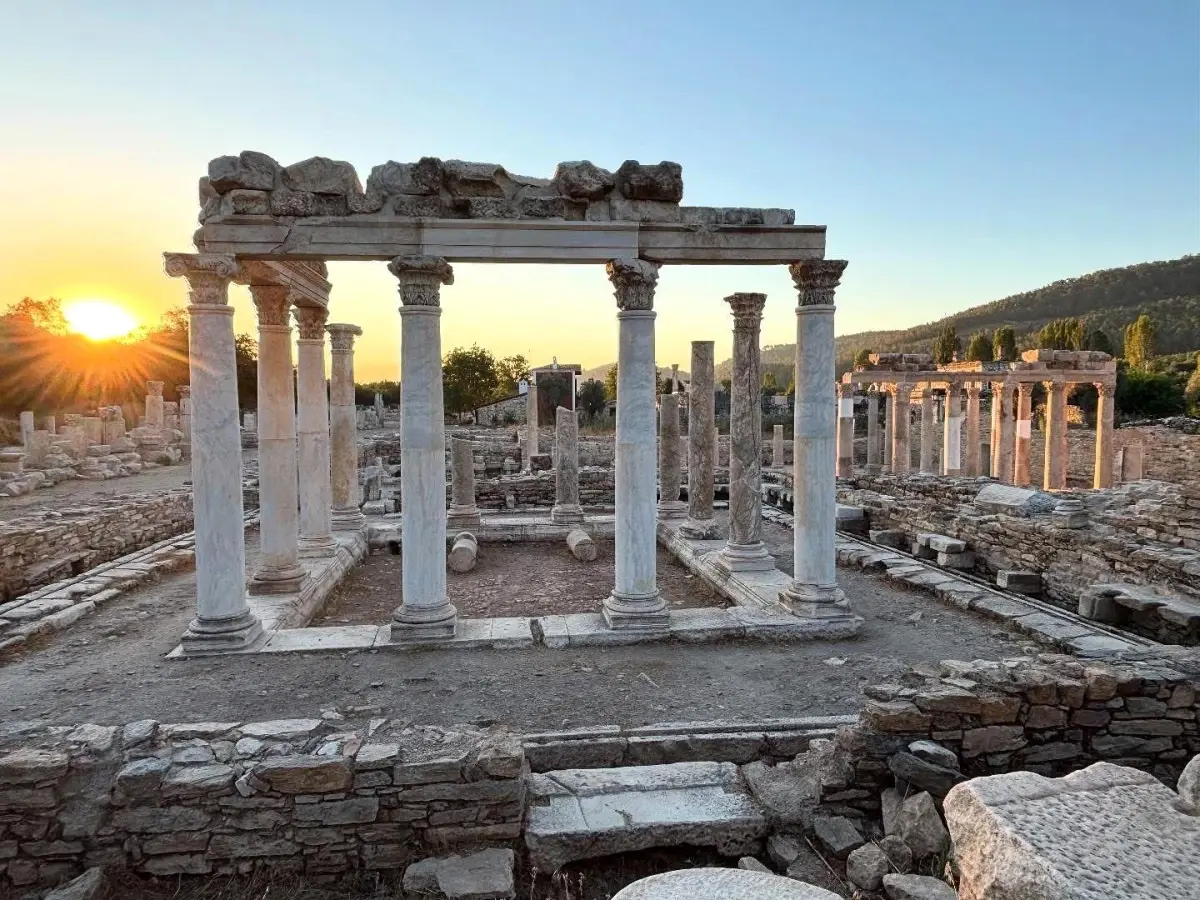 Stratonikeia ve Lagina\'da Restorasyon Eğitimleri