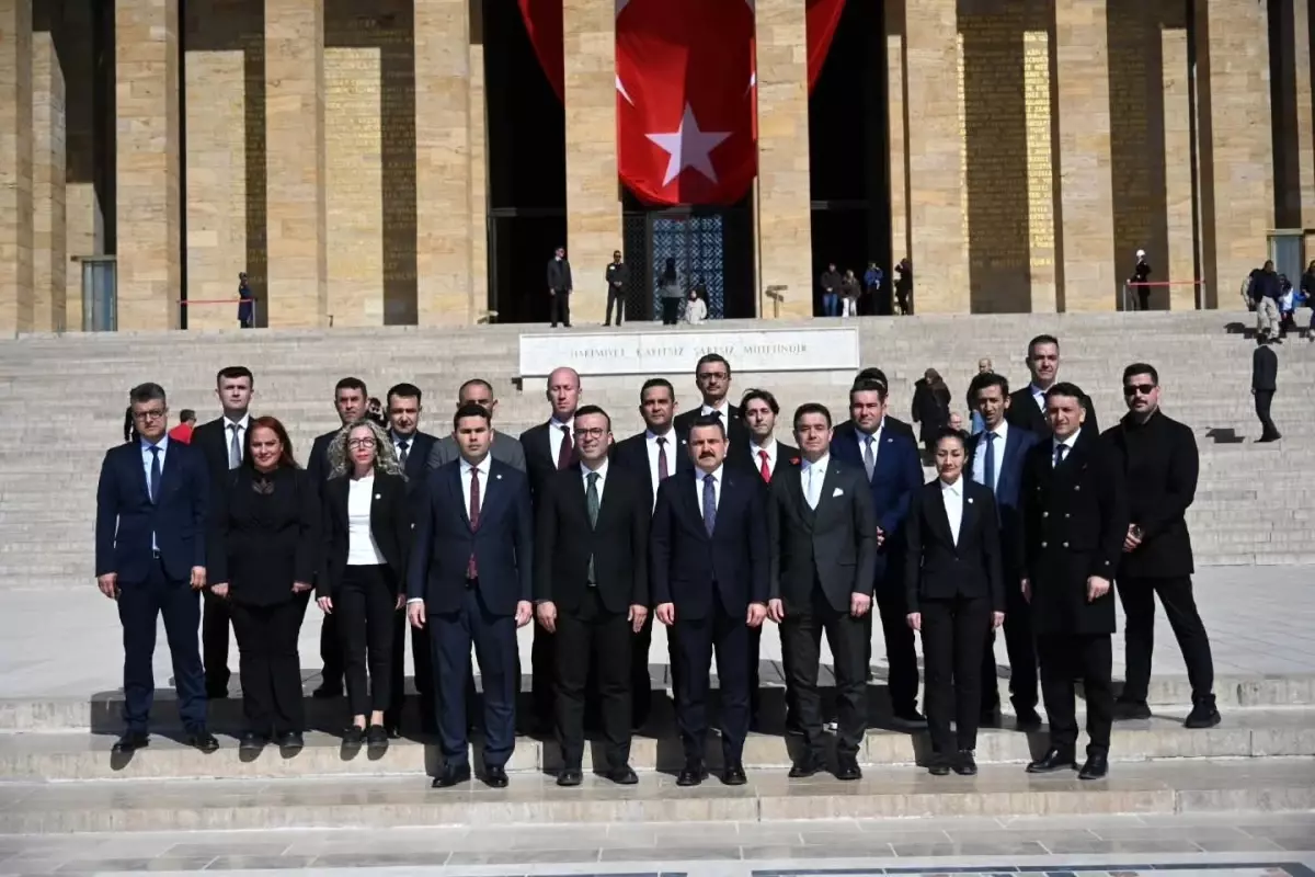 Tarihi Alan Başkanlığı heyetinden Anıtkabir ziyareti
