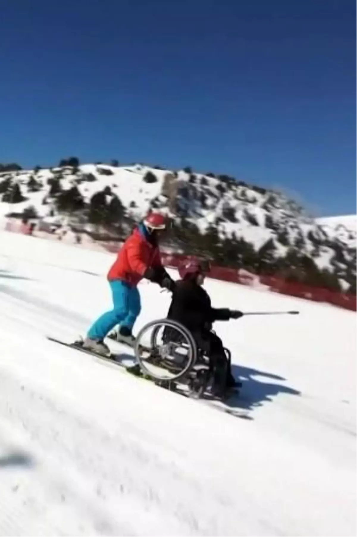 Ayşe Yalçın\'dan Kar Üzerinde Kahramanlık