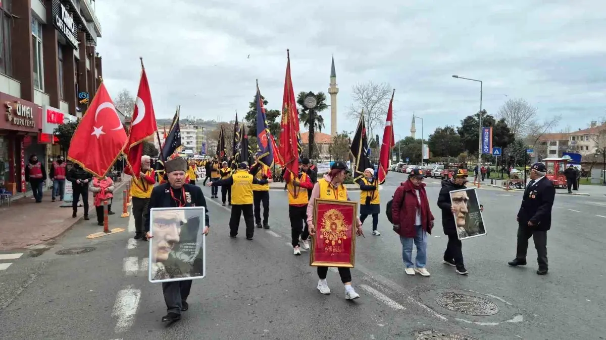 Tekirdağ\'dan Çanakkale\'ye yürüyorlar