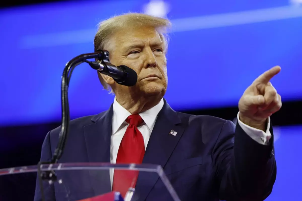 Trump\'tan İran\'a yeni tehdit: Bugün bu deli pisliklerin başına neler geleceğini izleyin