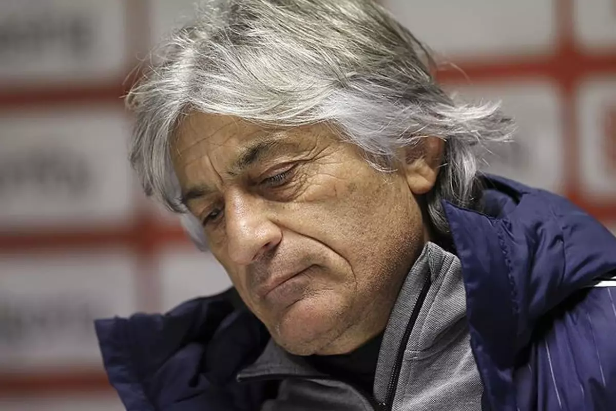 Türk teknik direktörden inanılmaz başarı! Rekor kırdı