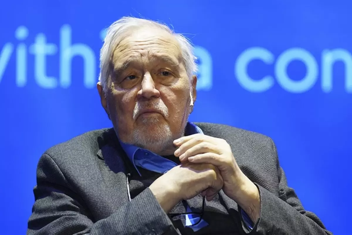 Türkiye\'ye tarihi yeniden sevdiren adam: İlber Ortaylı kimdir?