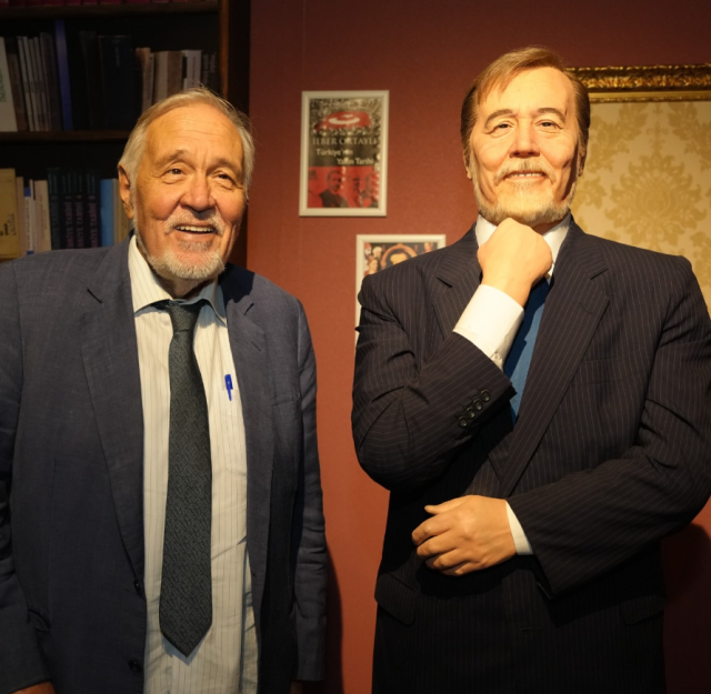 Türkiye'ye tarihi yeniden sevdiren adam: İlber Ortaylı kimdir?