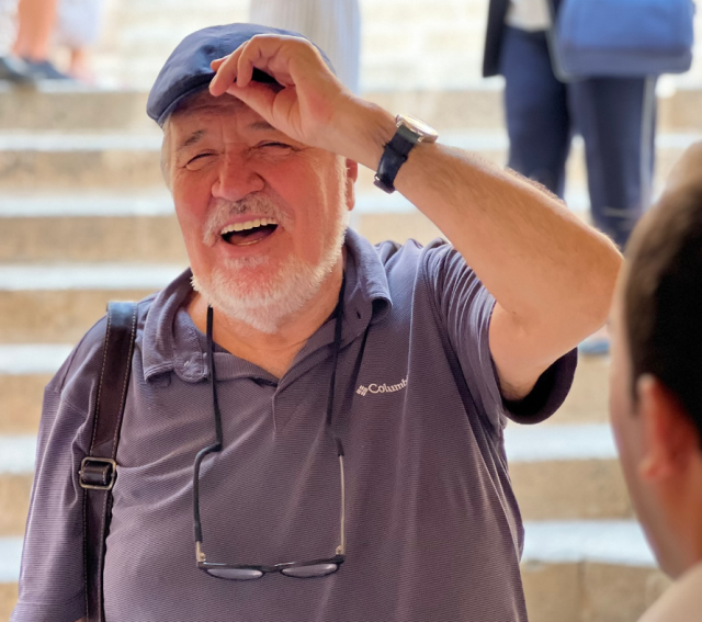 Türkiye'ye tarihi yeniden sevdiren adam: İlber Ortaylı kimdir?