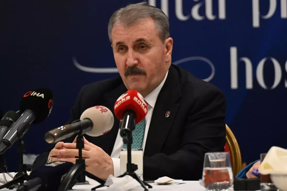 BBP lideri Destici, hem seçim tarihini hem de adaylarını açıkladı