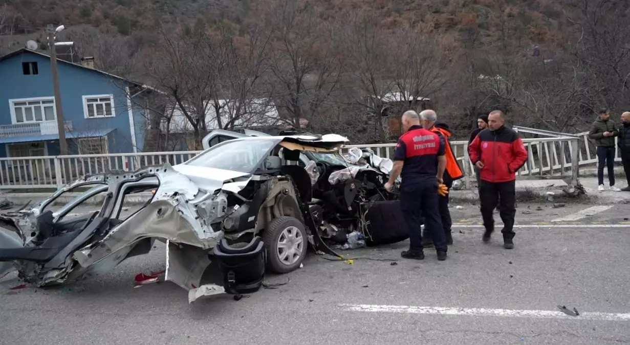 Gümüşhane\'de Kaza: Aile Yaralandı
