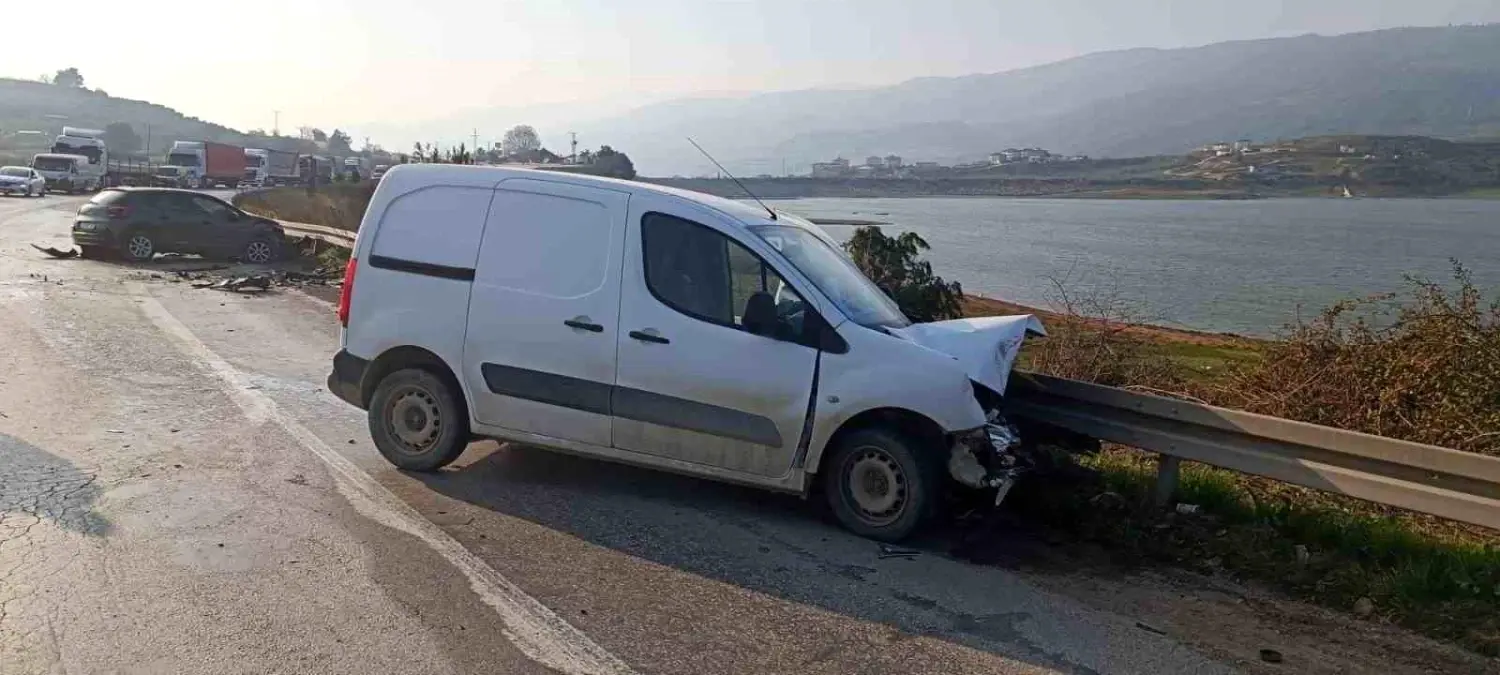 Osmaneli\'nde Trafik Kazası: 1 Yaralı