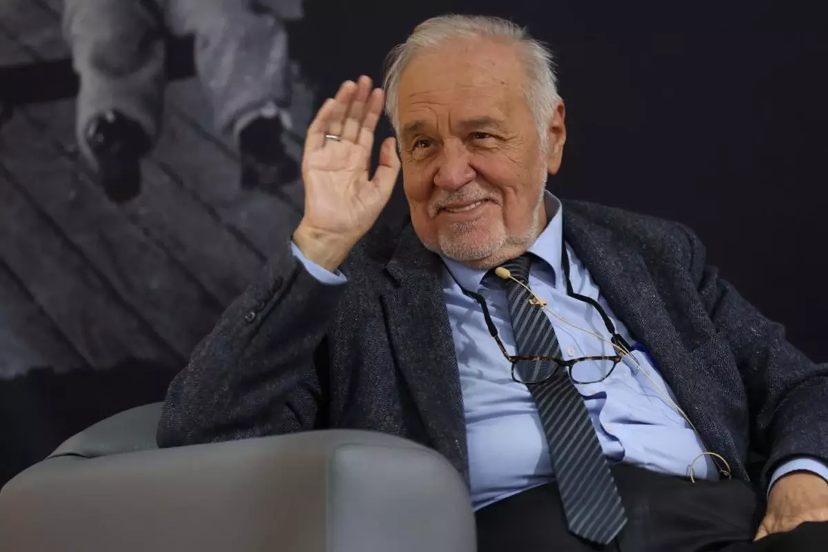 İlber Ortaylı\'nın defnedileceği yerin anlamı büyük! Osmanlı\'nın en büyük padişahıyla yan yana gömülecek