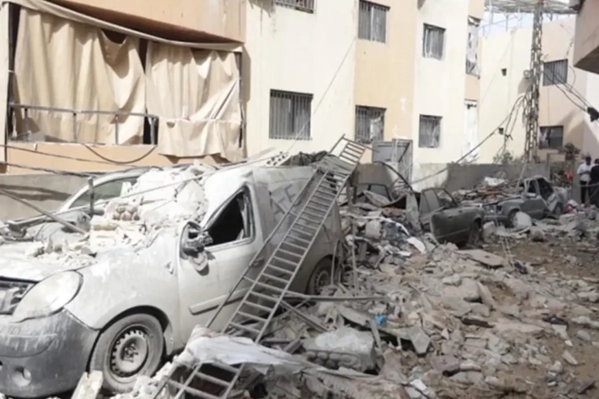 İsrail, Lübnan\'da sağlık merkezlerini vurdu: En az 14 sağlık çalışanı hayatını kaybetti