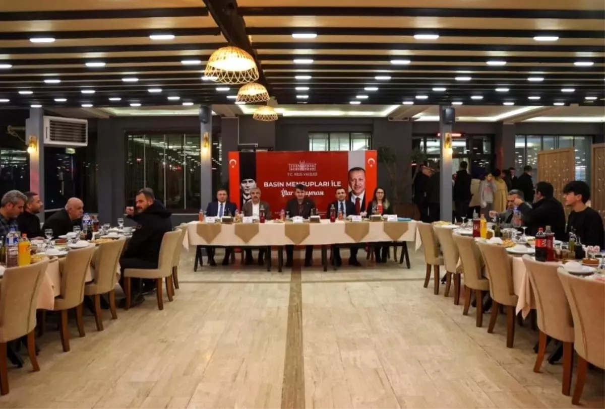 Vali Kalaylı\'dan Basın Mensuplarına Teşekkür