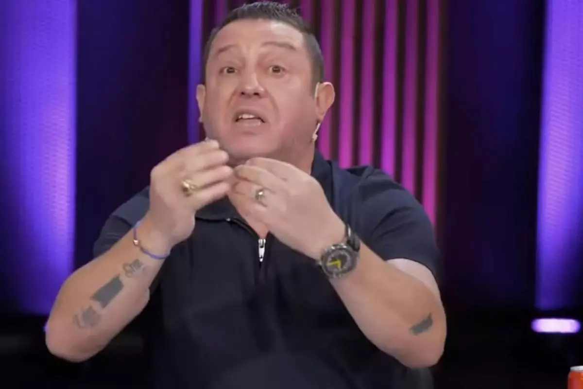 Nihat Kahveci\'den sert sözler: Topu havalimanına vurdu, çöp kadar kötülerdi