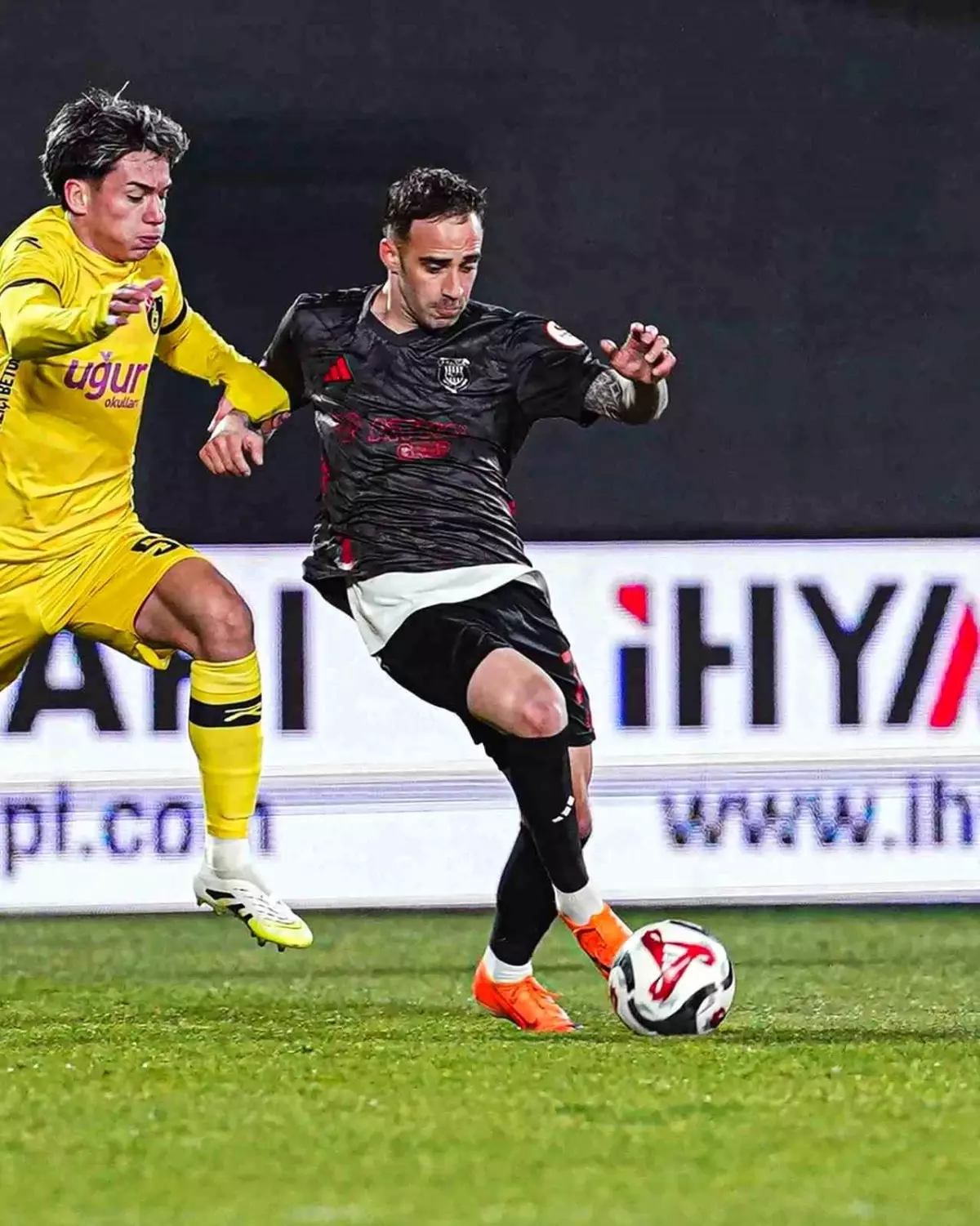 Pendikspor ve İstanbulspor 1-1 berabere