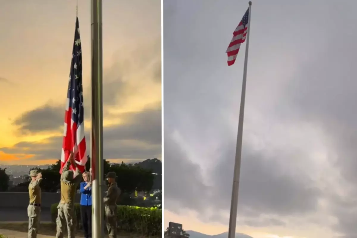 Venezuela\'da ABD bayrağı 7 yıl aradan sonra yeniden büyükelçilik gönderine çekildi