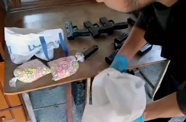 Adana’da Uyuşturucu Operasyonu: İki Tutuklama