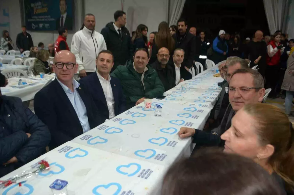 Ayvalık\'ta Büyükşehir Belediyesi\'nden dev iftar